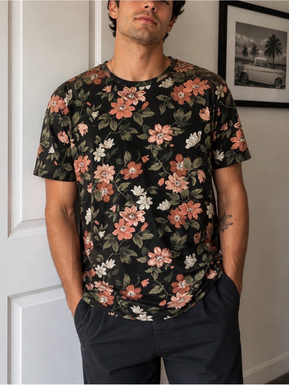 Abercrombie & Fitch Black Floral Short Sleeve Tee